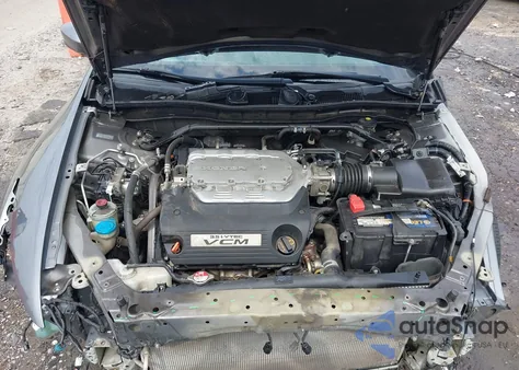 2012 Honda Accord 3.5 Ex z USA, uszkodzony, nr VIN 1HGCP3F77CA004707